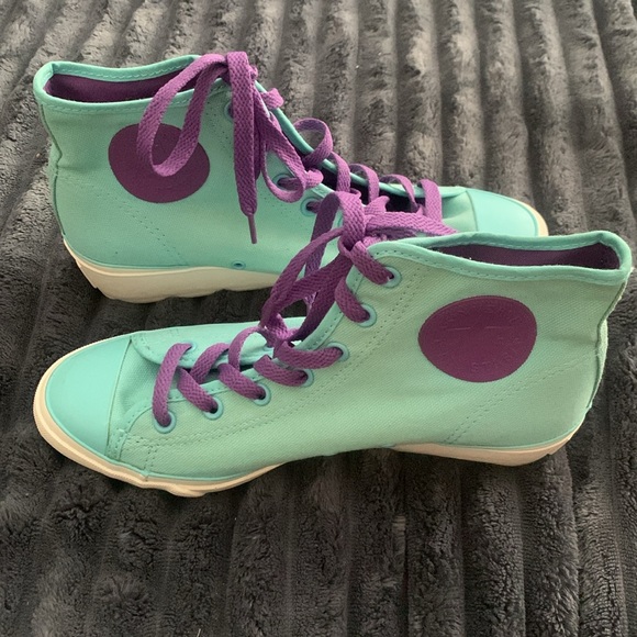 Converse Sky Blue with Purple Shoelaces Hightop Platform Sneakers - Picture 4 of 8